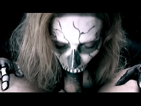 ❤️ Demonityttö imi munaa mustalla suullaan ja nielaisi spermaa. ❤ Vittu video at porn fi.sex-porntube.ru ❌️❤